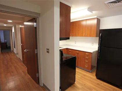 Elm, 4-4 Apartment Kitchen